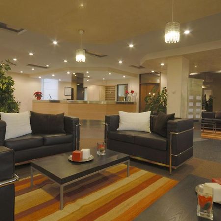 Hotel First Calenzano Nội địa bức ảnh