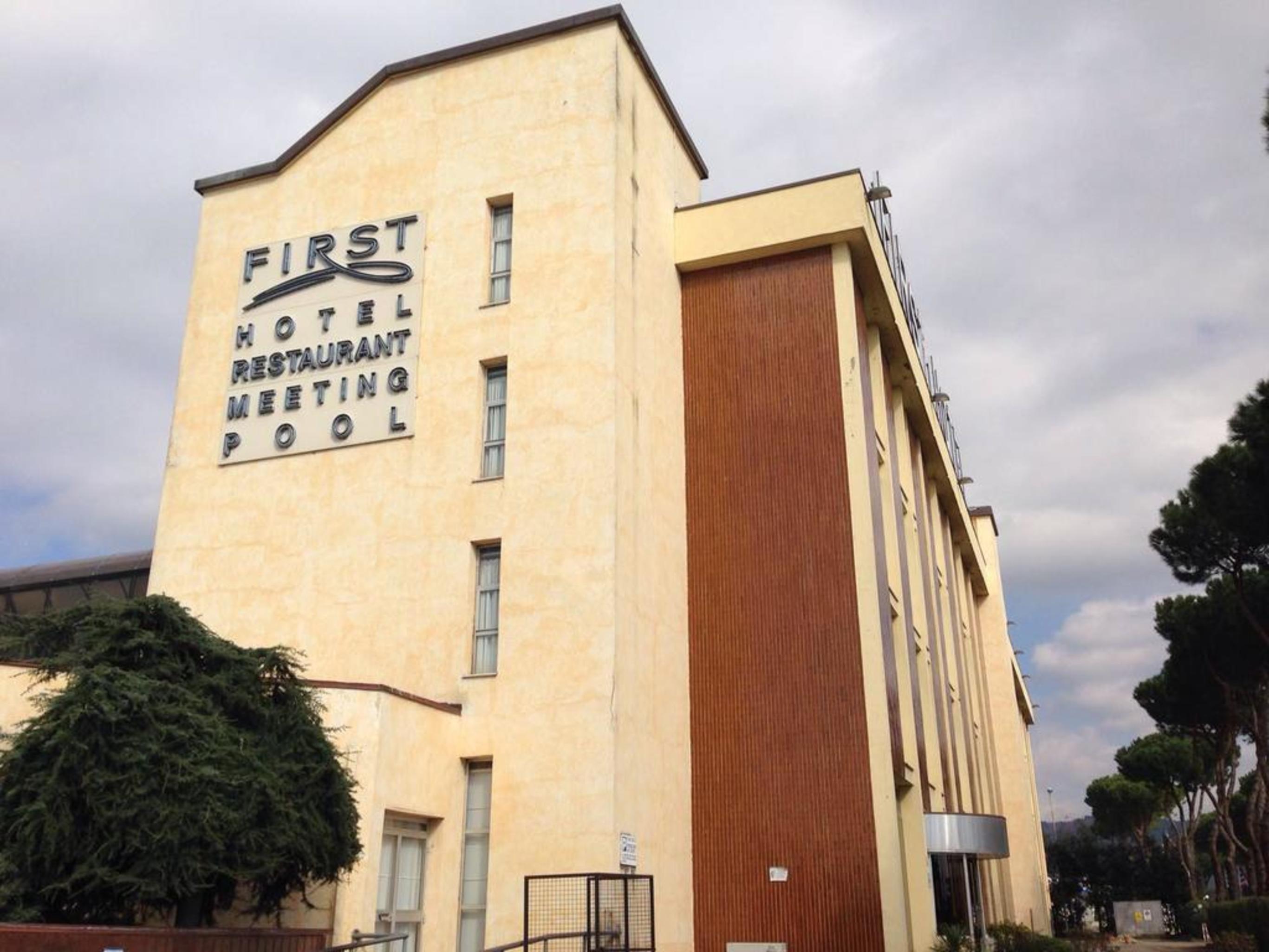 Hotel First Calenzano Ngoại thất bức ảnh